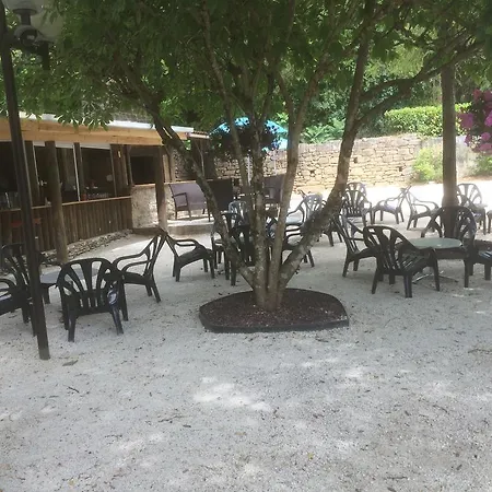 Les Arcades Hotel